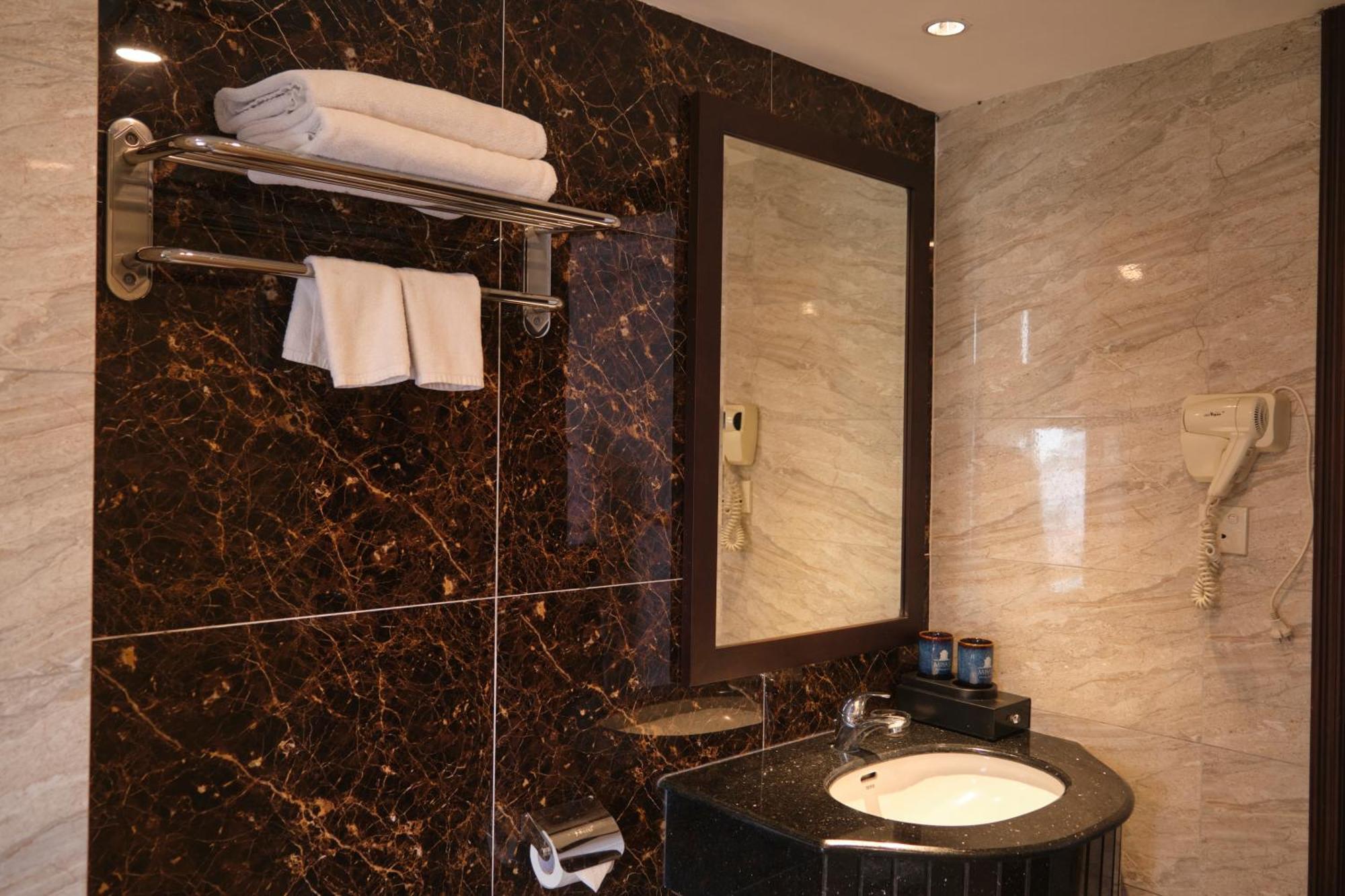 Minasi Premium Hotel هانوي المظهر الخارجي الصورة